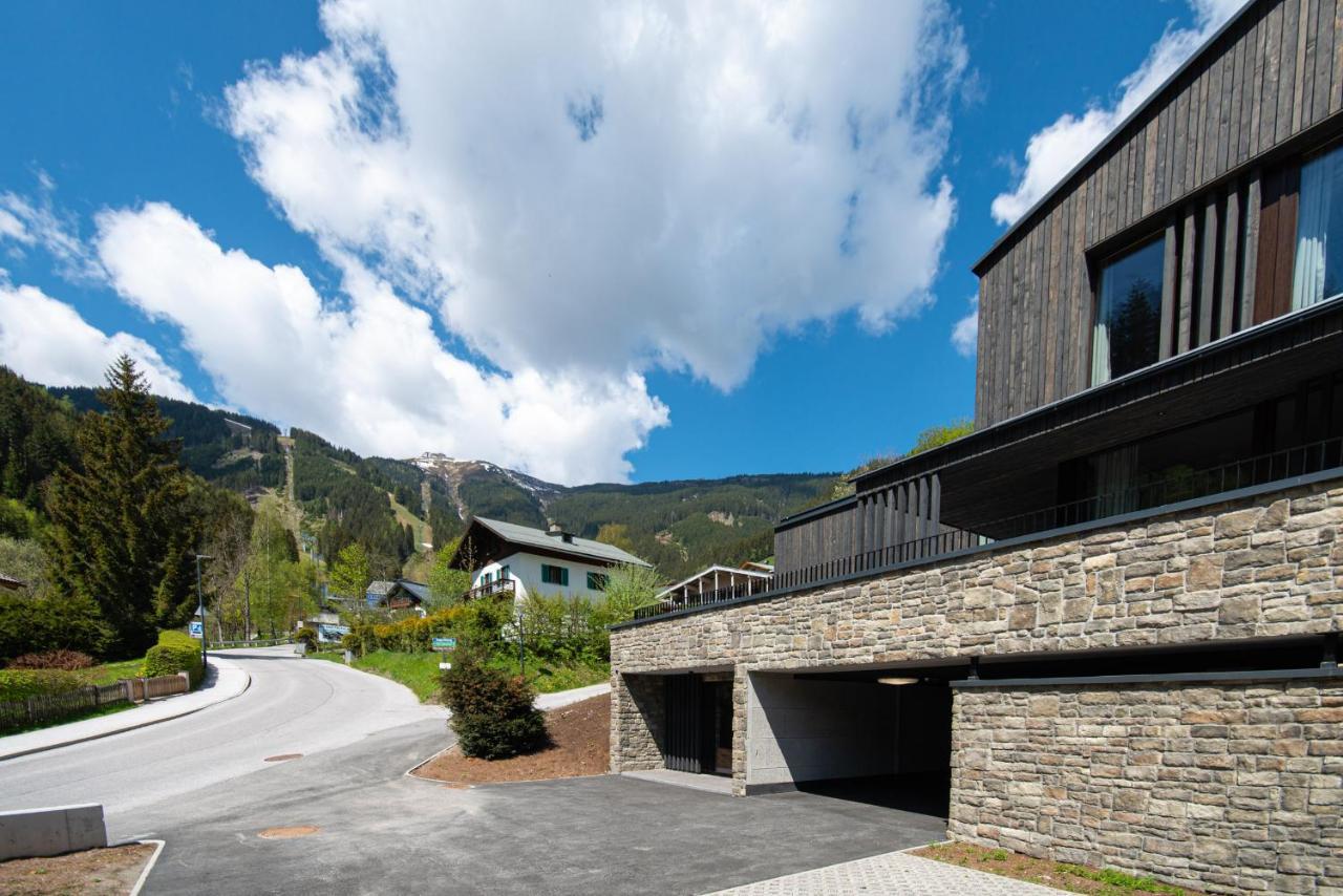 Max Relax Summercard Included Ski In-Ski Out Zell am See Exterior photo